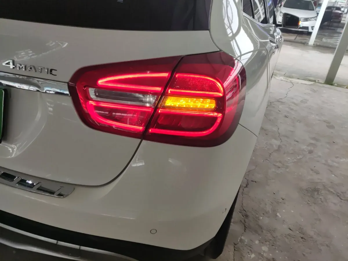 2016 Mercedes-Benz GLA Class 2.0T 184HP L4 7DCT,autocango,china used car exporter,china ev exporter,chinese used car exporter,chinese used ev exporter