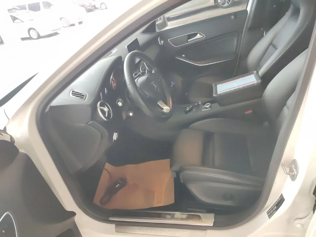 2016 Mercedes-Benz GLA Class 2.0T 184HP L4 7DCT,autocango,china used car exporter,china ev exporter,chinese used car exporter,chinese used ev exporter