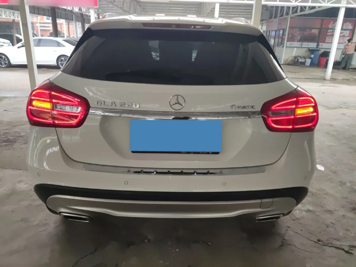 2016 Mercedes-Benz GLA Class 2.0T 184HP L4 7DCT,autocango,china used car exporter,china ev exporter,chinese used car exporter,chinese used ev exporter