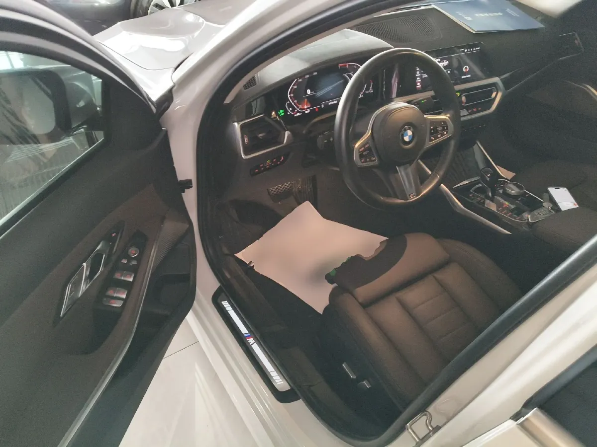 2020 BMW 3 Series 2.0T 184HP L4 8AT,autocango,china used car exporter,china ev exporter,chinese used car exporter,chinese used ev exporter