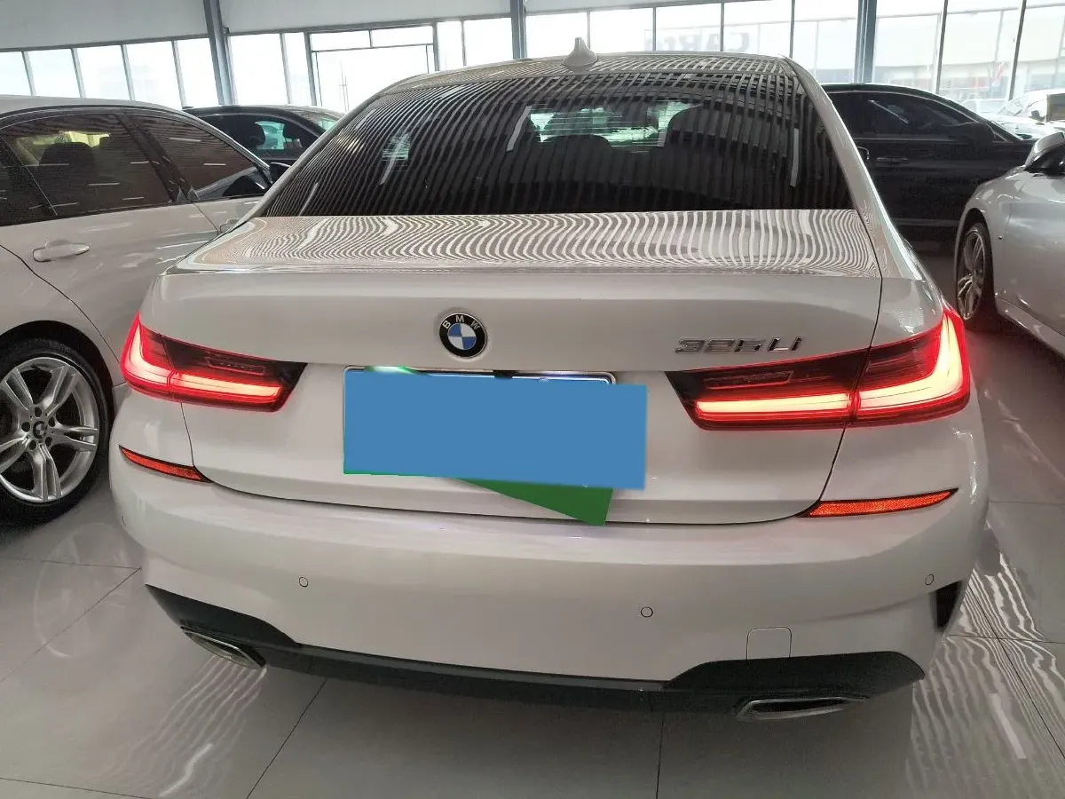 2020 BMW 3 Series 2.0T 184HP L4 8AT,autocango,china used car exporter,china ev exporter,chinese used car exporter,chinese used ev exporter