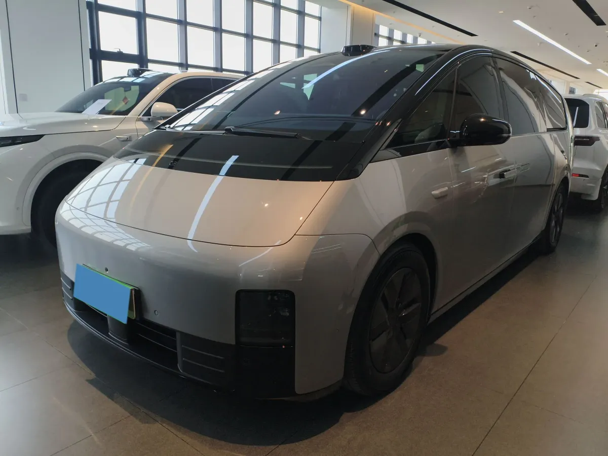 2025 Li MEGA BEV,autocango,china used car exporter,china ev exporter,chinese used car exporter,chinese used ev exporter