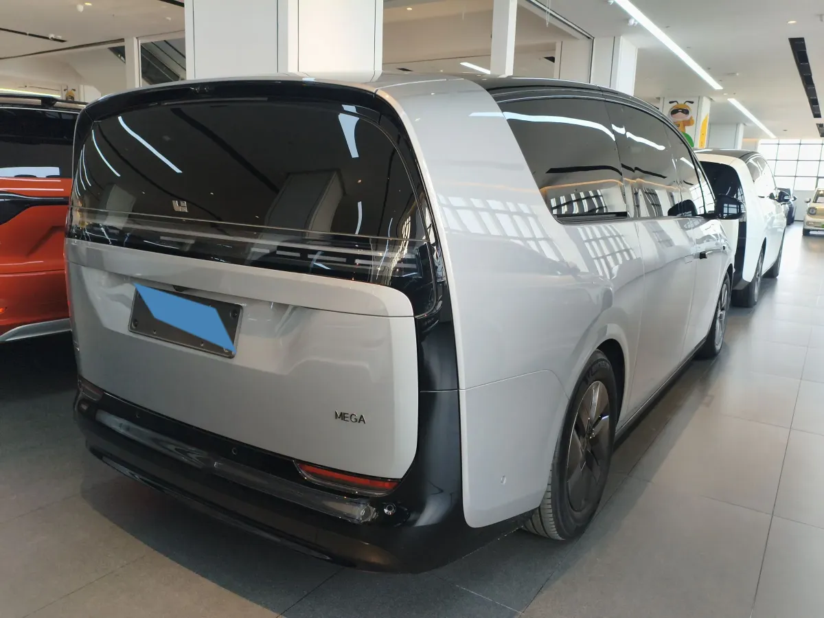 2025 Li MEGA BEV,autocango,china used car exporter,china ev exporter,chinese used car exporter,chinese used ev exporter