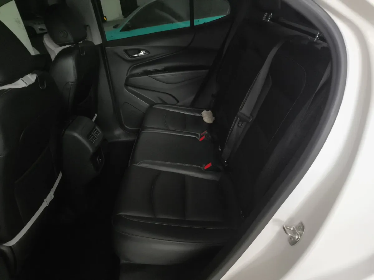 2018 Chevrolet Equinox 1.5T 180HP L4 6AT,autocango,china used car exporter,china ev exporter,chinese used car exporter,chinese used ev exporter