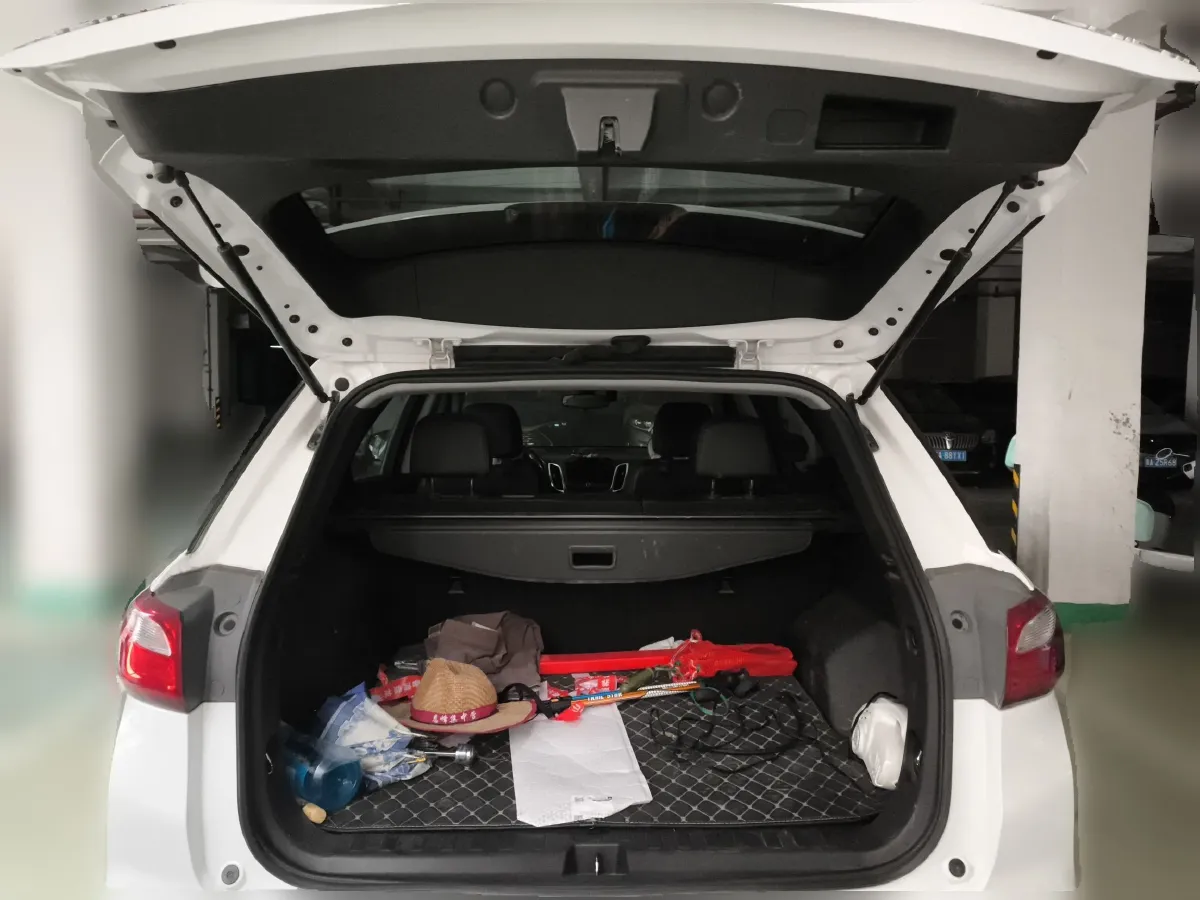 2018 Chevrolet Equinox 1.5T 180HP L4 6AT,autocango,china used car exporter,china ev exporter,chinese used car exporter,chinese used ev exporter