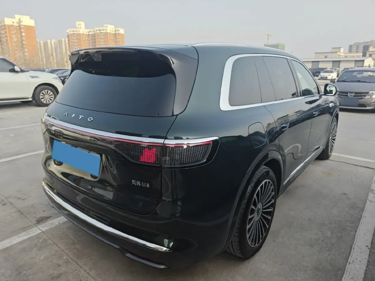2025 AITO AITO M8 REEV 160HP REEV 53.4KWH,autocango,china used car exporter,china ev exporter,chinese used car exporter,chinese used ev exporter