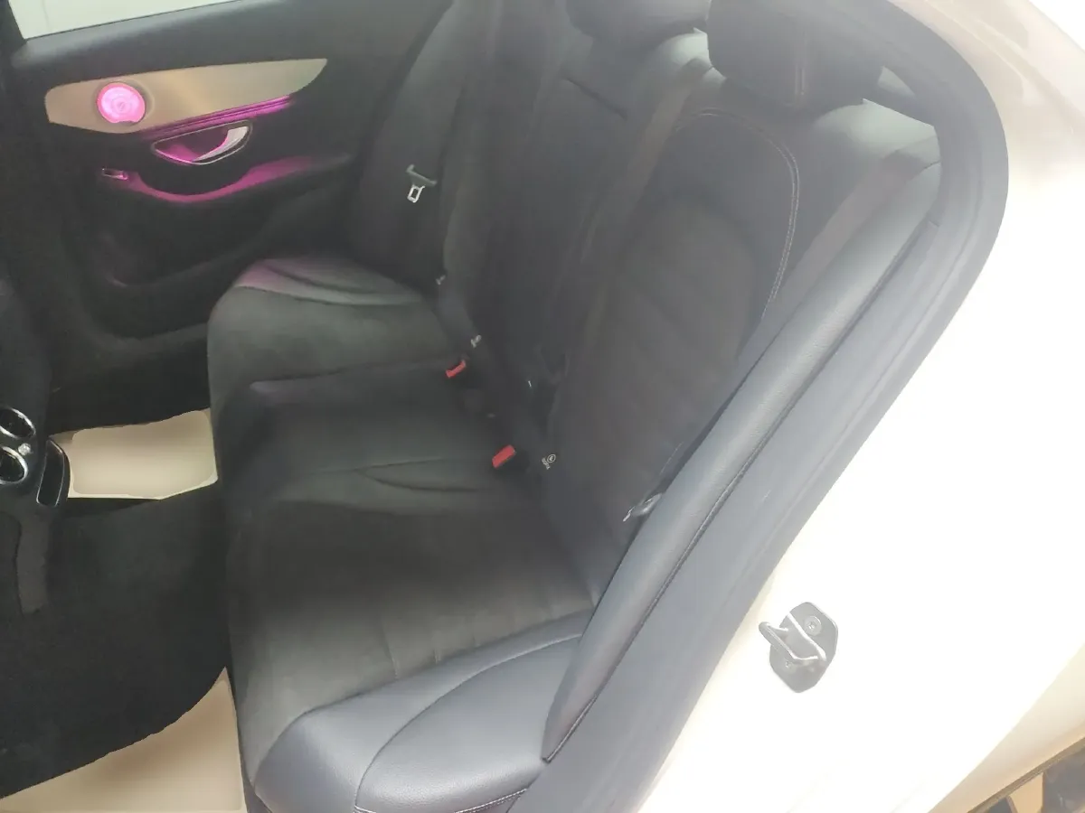 2019 Mercedes-Benz C Class 1.5T 184HP L4 9AT,autocango,china used car exporter,china ev exporter,chinese used car exporter,chinese used ev exporter