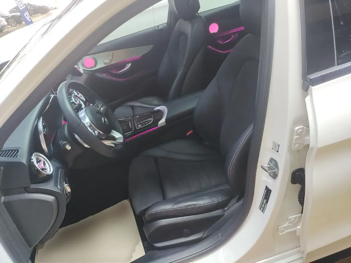 2019 Mercedes-Benz C Class 1.5T 184HP L4 9AT,autocango,china used car exporter,china ev exporter,chinese used car exporter,chinese used ev exporter