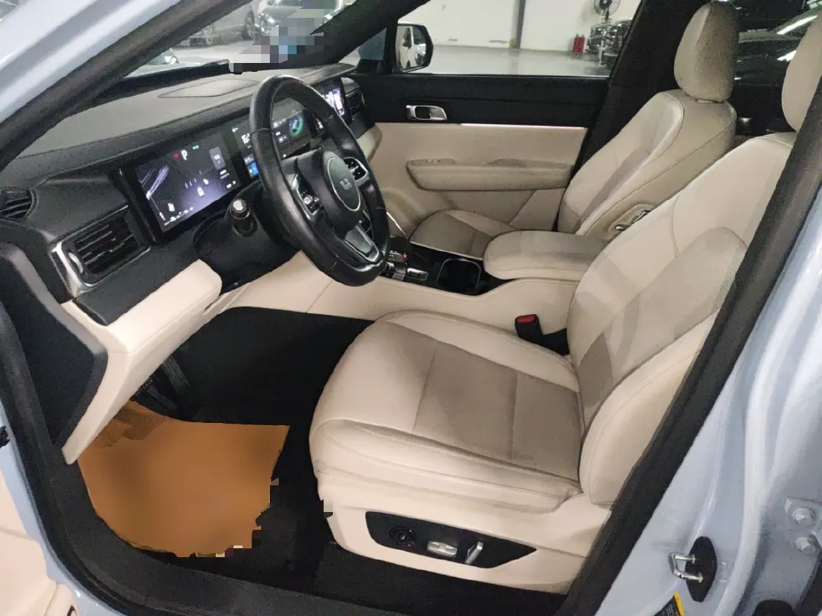 2021 Li ONE Range Extended 131HP REEV 40.5KWH,autocango,china used car exporter,china ev exporter,chinese used car exporter,chinese used ev exporter