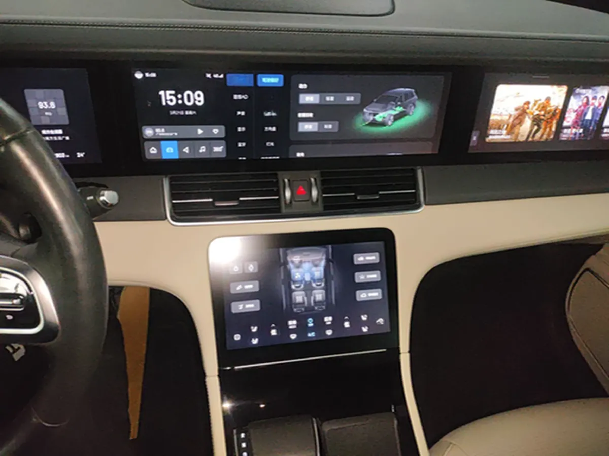 2021 Li ONE Range Extended 131HP REEV 40.5KWH,autocango,china used car exporter,china ev exporter,chinese used car exporter,chinese used ev exporter