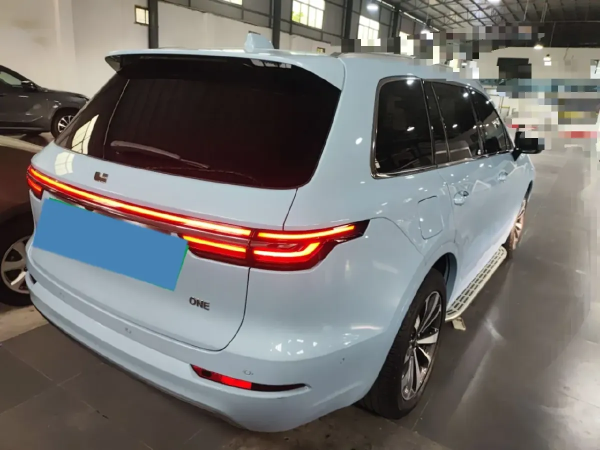 2021 Li ONE Range Extended 131HP REEV 40.5KWH,autocango,china used car exporter,china ev exporter,chinese used car exporter,chinese used ev exporter
