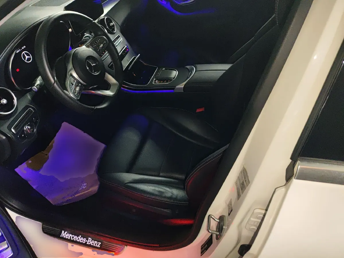 2020 Mercedes-Benz C Class 1.5T 184HP L4 9AT,autocango,china used car exporter,china ev exporter,chinese used car exporter,chinese used ev exporter