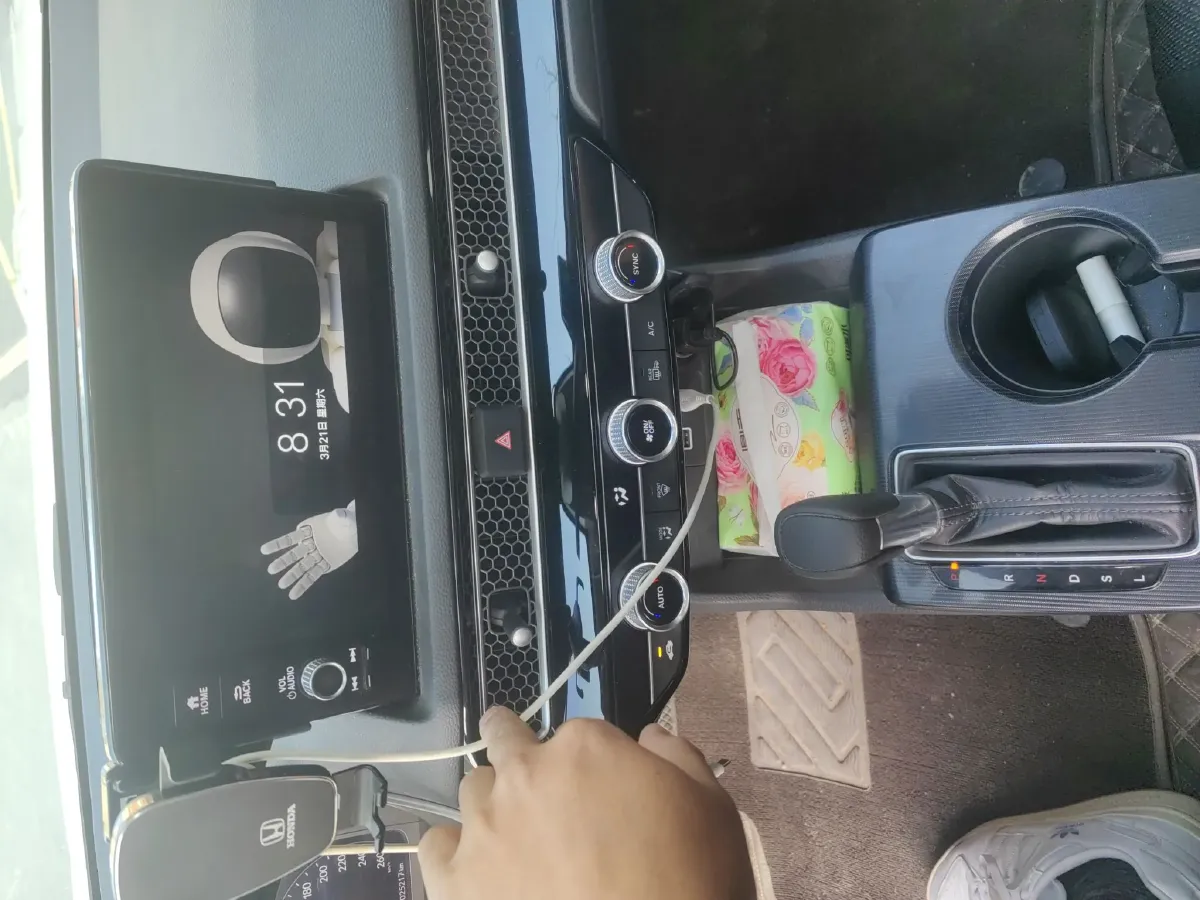 2022 Ford Equator Sport 1.5T 170HP L4 7DCT,autocango,china used car exporter,china ev exporter,chinese used car exporter,chinese used ev exporter