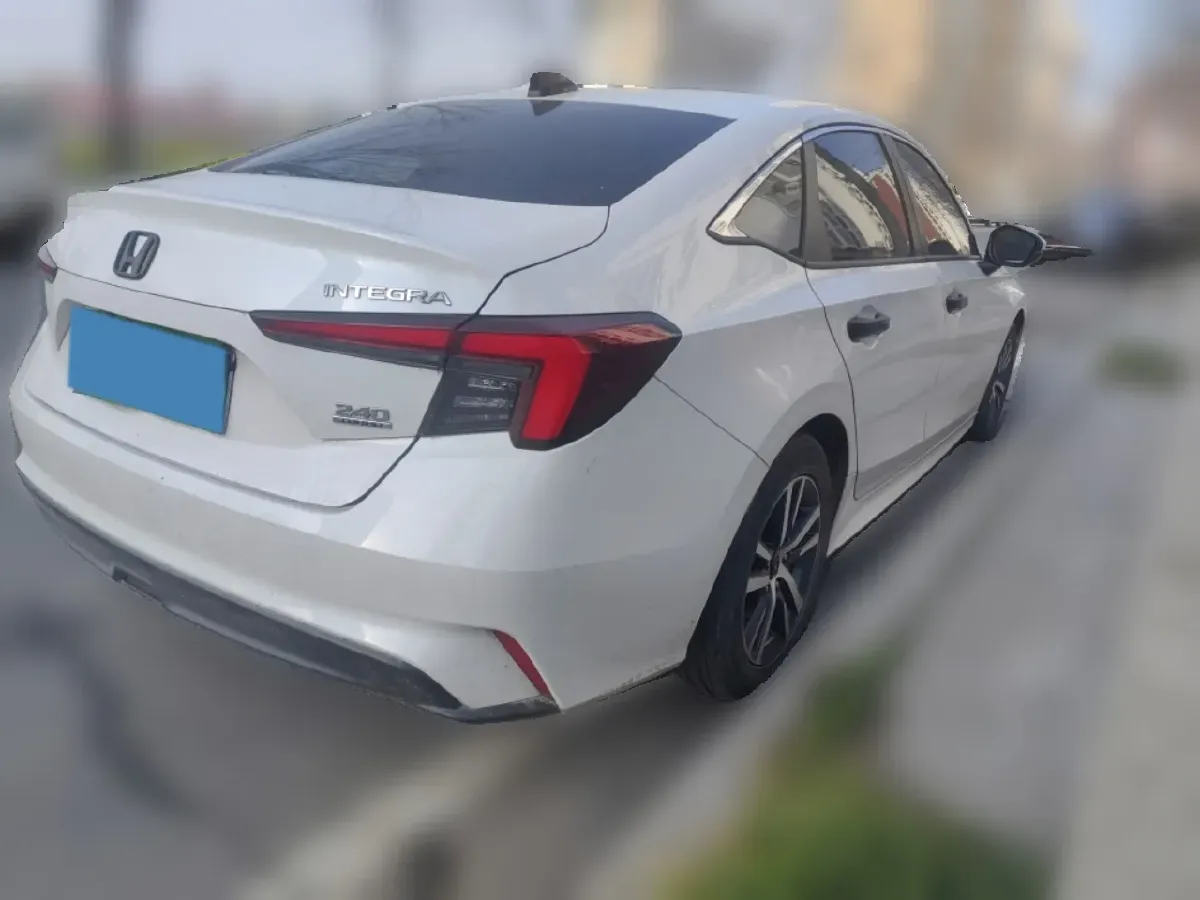 2022 Ford Equator Sport 1.5T 170HP L4 7DCT,autocango,china used car exporter,china ev exporter,chinese used car exporter,chinese used ev exporter