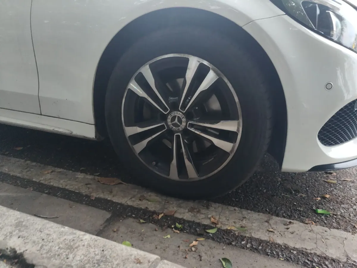 2018 Mercedes-Benz C Class 2.0T 184HP L4 9AT,autocango,china used car exporter,china ev exporter,chinese used car exporter,chinese used ev exporter