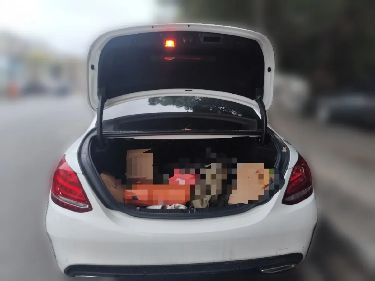 2018 Mercedes-Benz C Class 2.0T 184HP L4 9AT,autocango,china used car exporter,china ev exporter,chinese used car exporter,chinese used ev exporter