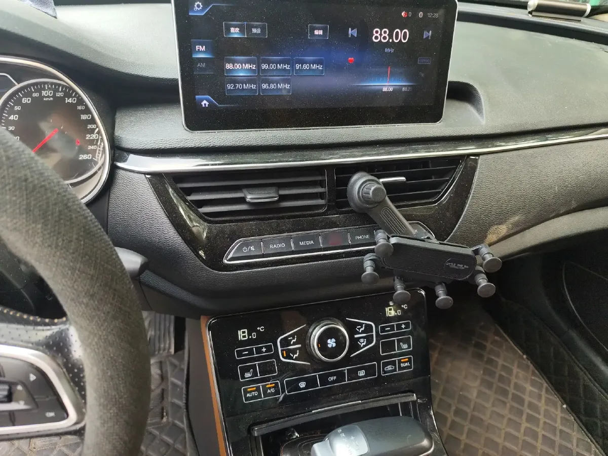 2019 HongQi H5 1.8T 180HP L4 6AT,autocango,china used car exporter,china ev exporter,chinese used car exporter,chinese used ev exporter