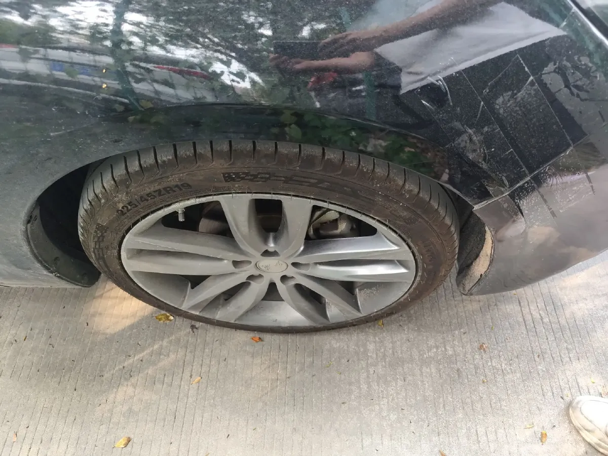 2019 HongQi H5 1.8T 180HP L4 6AT,autocango,china used car exporter,china ev exporter,chinese used car exporter,chinese used ev exporter