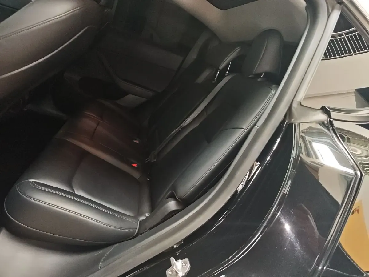 2022 Tesla Model Y BEV 60KWH,autocango,china used car exporter,china ev exporter,chinese used car exporter,chinese used ev exporter