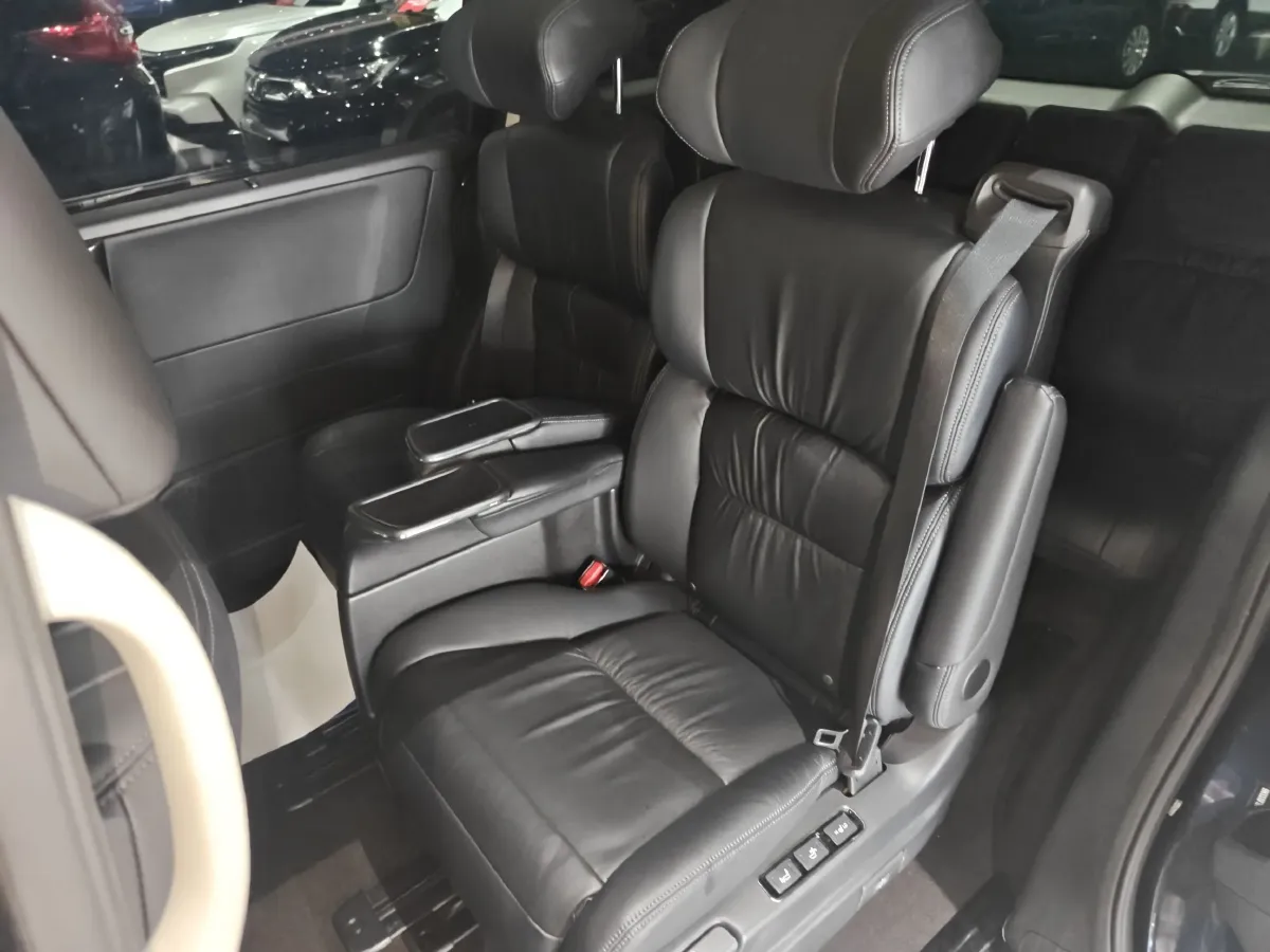 2019 Honda Odyssey 2.0L 146HP L4 E-CVT Hybrid,autocango,china used car exporter,china ev exporter,chinese used car exporter,chinese used ev exporter