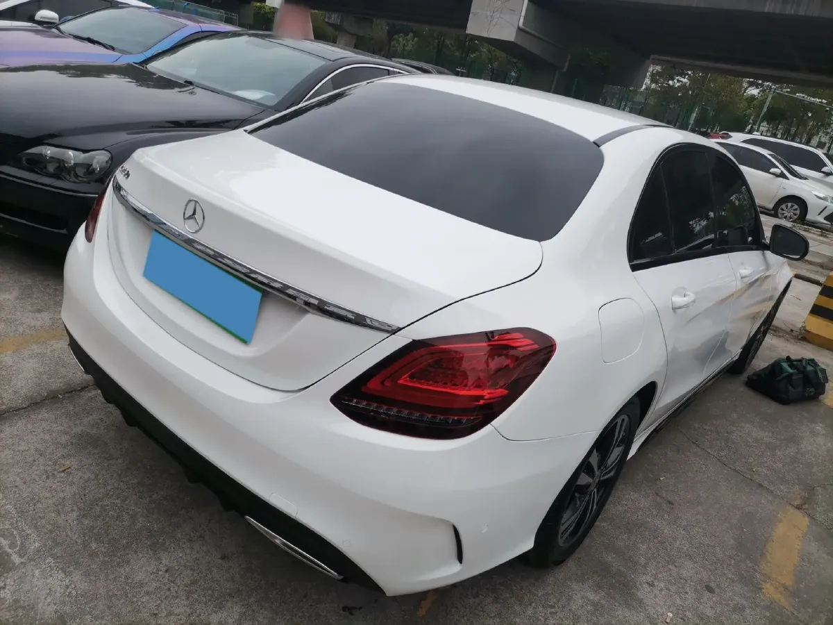 2020 Mercedes-Benz C Class 1.5T 184HP L4 9AT,autocango,china used car exporter,china ev exporter,chinese used car exporter,chinese used ev exporter