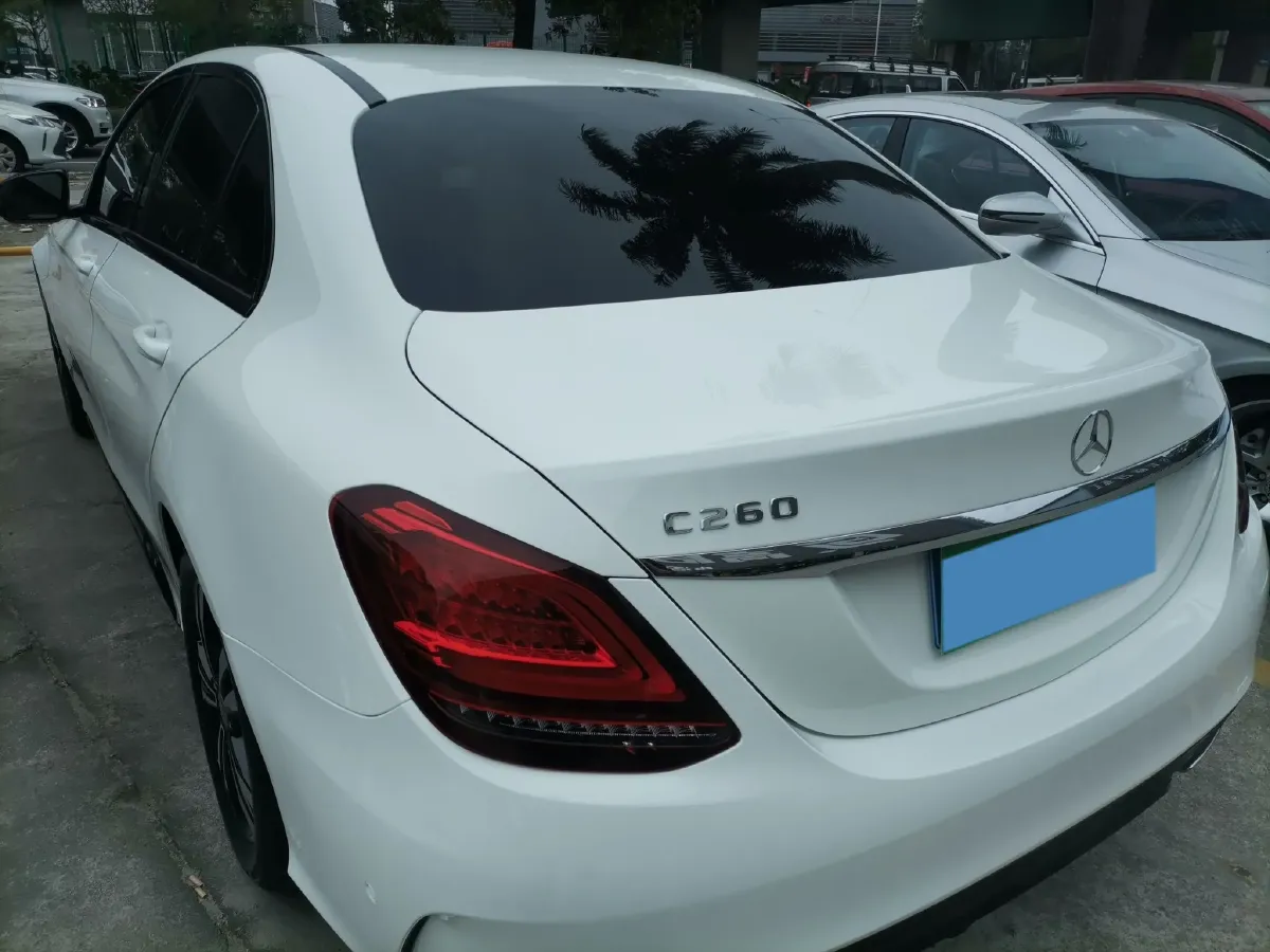 2020 Mercedes-Benz C Class 1.5T 184HP L4 9AT,autocango,china used car exporter,china ev exporter,chinese used car exporter,chinese used ev exporter