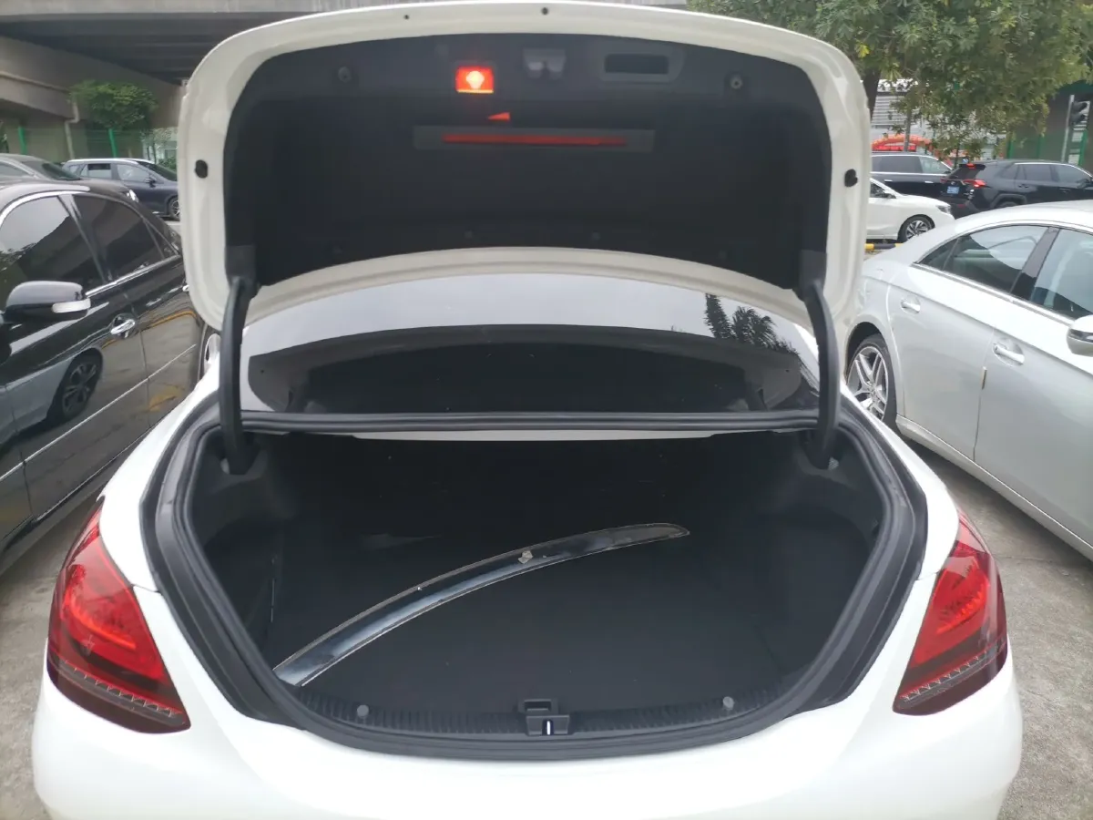 2020 Mercedes-Benz C Class 1.5T 184HP L4 9AT,autocango,china used car exporter,china ev exporter,chinese used car exporter,chinese used ev exporter