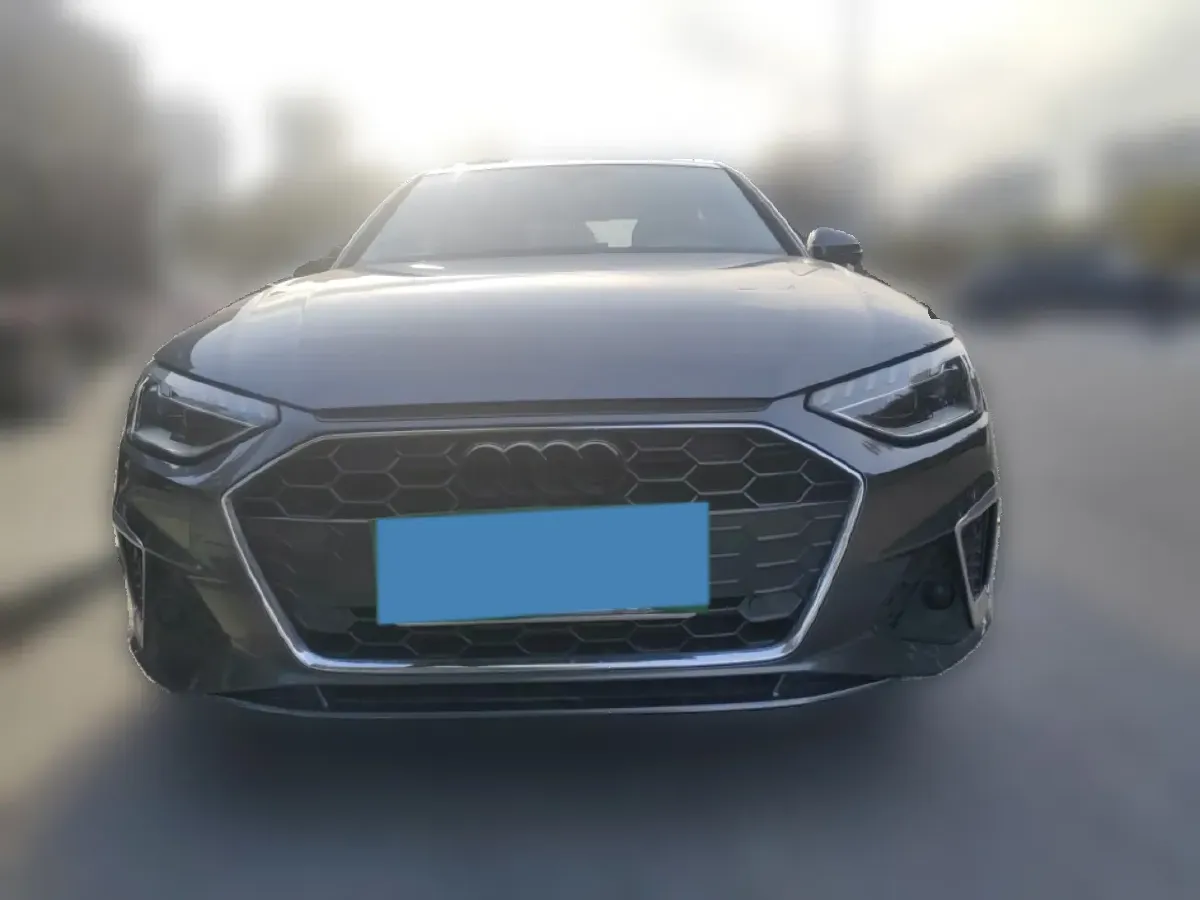 2020 Audi A4L 2.0T 190HP L4 7DCT,autocango,china used car exporter,china ev exporter,chinese used car exporter,chinese used ev exporter