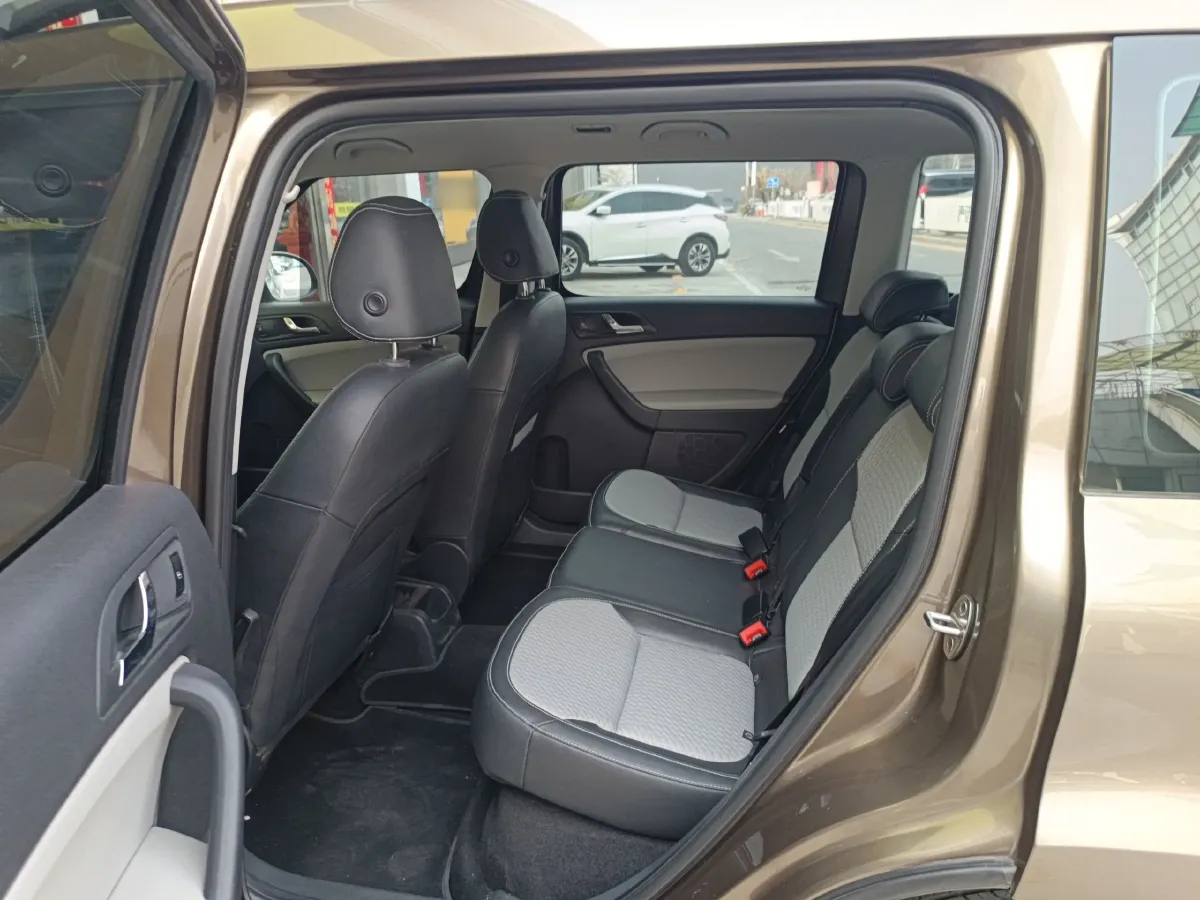 2016 Skoda Yeti 1.4T 150HP L4 7DCT,autocango,china used car exporter,china ev exporter,chinese used car exporter,chinese used ev exporter