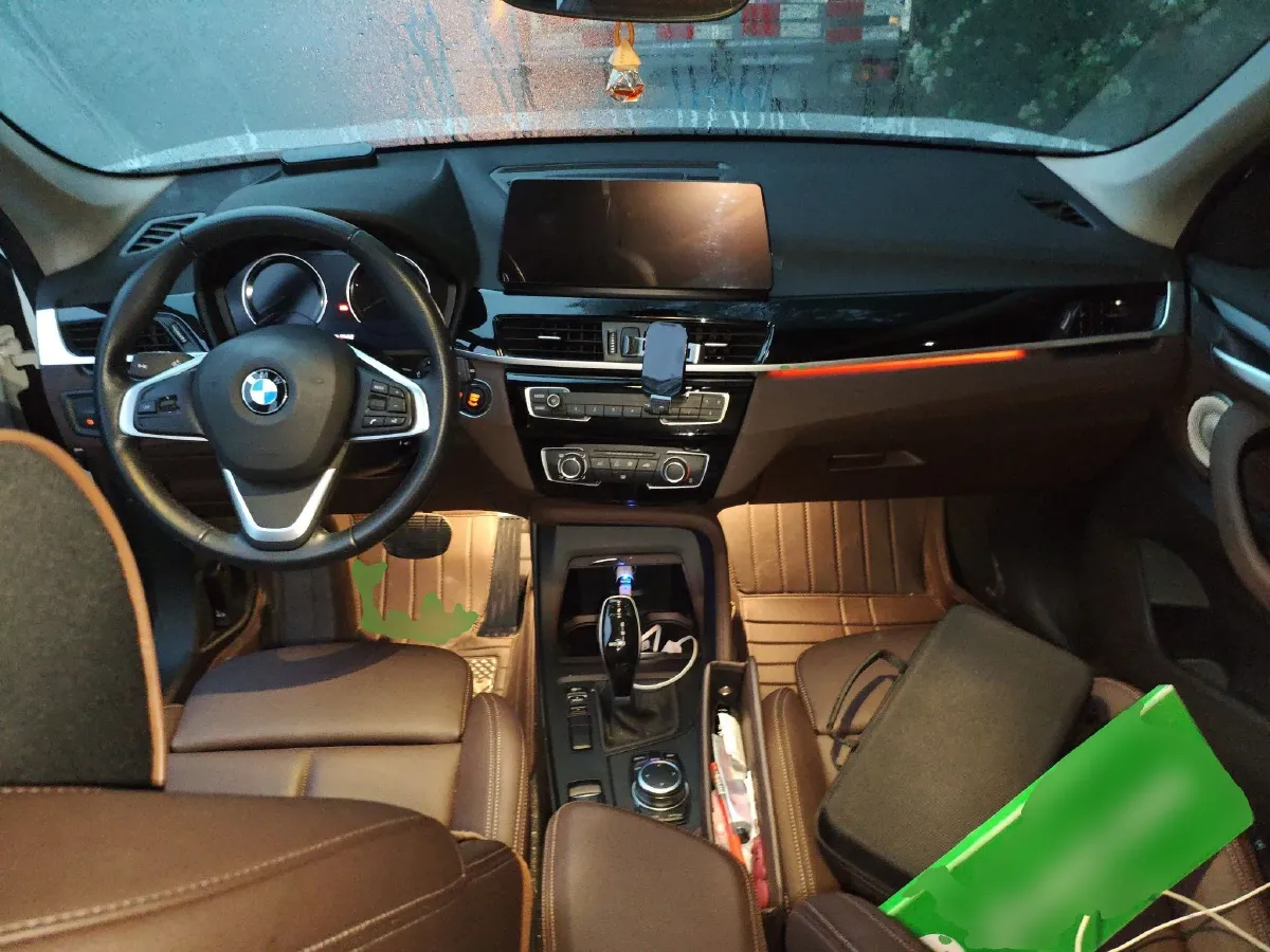 2022 BMW X1 1.5T 140HP L3 7DCT,autocango,china used car exporter,china ev exporter,chinese used car exporter,chinese used ev exporter