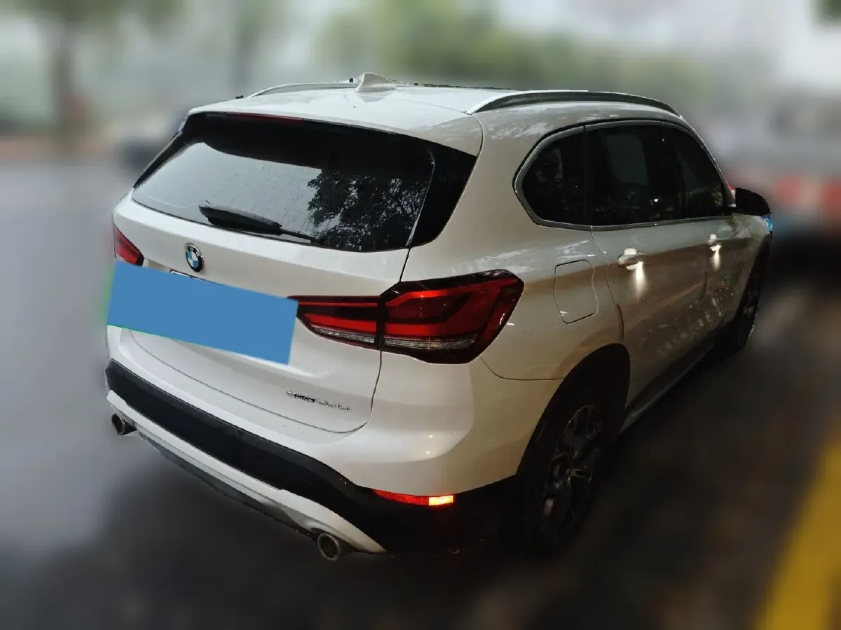 2022 BMW X1 1.5T 140HP L3 7DCT,autocango,china used car exporter,china ev exporter,chinese used car exporter,chinese used ev exporter