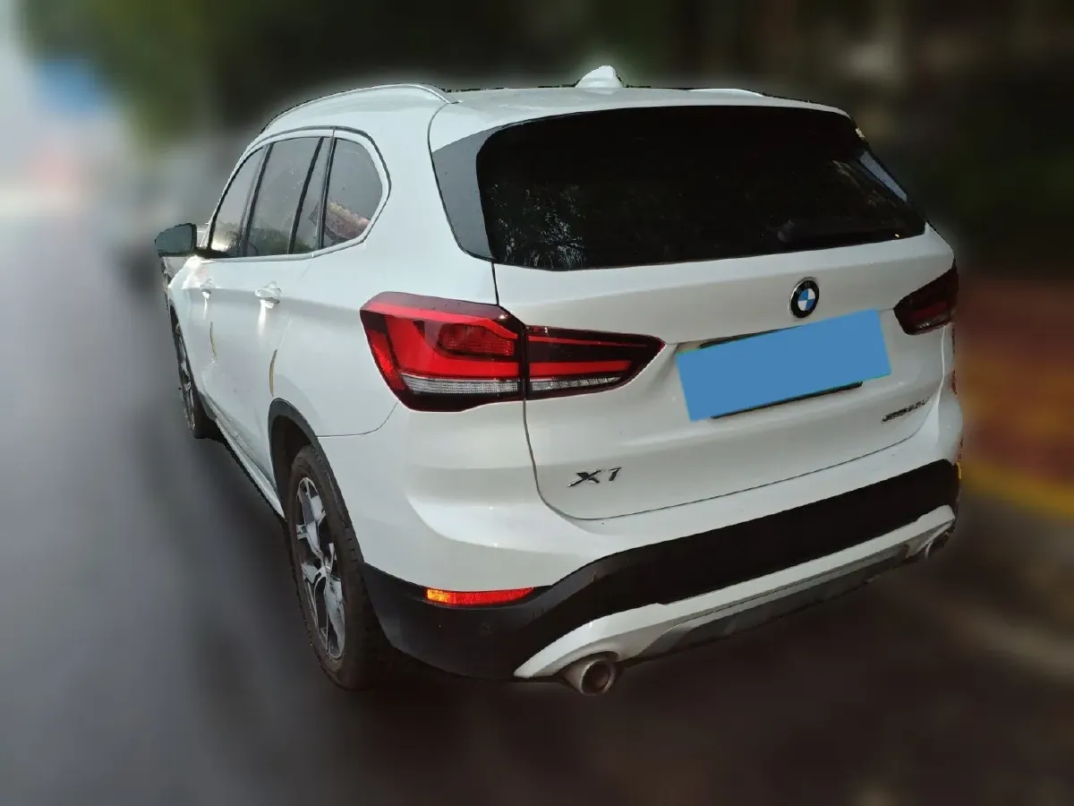 2022 BMW X1 1.5T 140HP L3 7DCT,autocango,china used car exporter,china ev exporter,chinese used car exporter,chinese used ev exporter