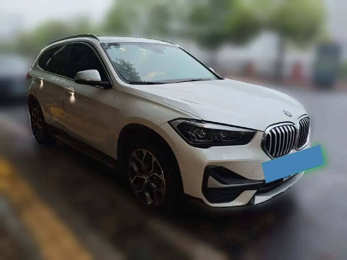 2022 BMW X1 1.5T 140HP L3 7DCT,autocango,china used car exporter,china ev exporter,chinese used car exporter,chinese used ev exporter