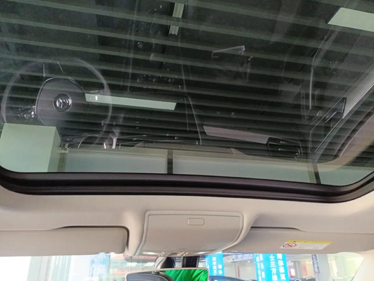 2020 Volkswagen Tiguan L 2.0T 186HP L4 7DCT,autocango,china used car exporter,china ev exporter,chinese used car exporter,chinese used ev exporter