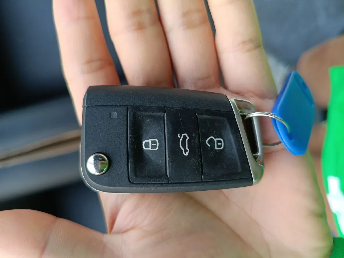 2020 Volkswagen Tiguan L 2.0T 186HP L4 7DCT,autocango,china used car exporter,china ev exporter,chinese used car exporter,chinese used ev exporter