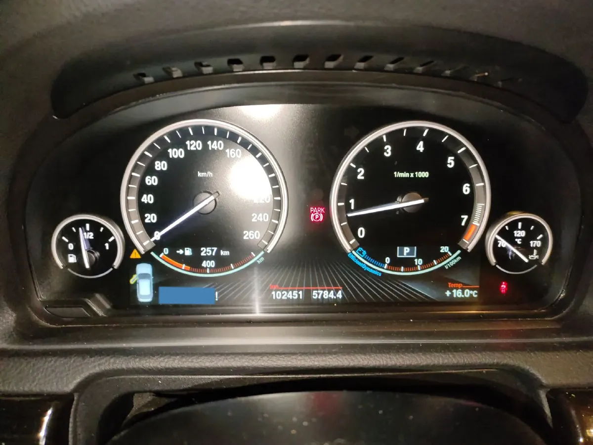 2014 BMW 5 Series GT 2.0T 245HP L4 8AT,autocango,china used car exporter,china ev exporter,chinese used car exporter,chinese used ev exporter