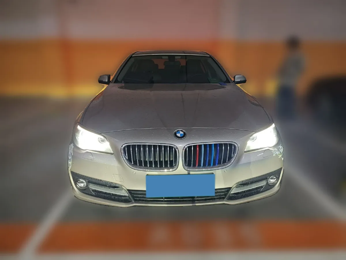 2017 BMW 5 Series 2.0T 184HP L4 8AT,autocango,china used car exporter,china ev exporter,chinese used car exporter,chinese used ev exporter