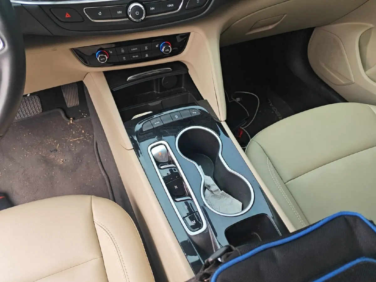 2020 Ford Transit 2.0T 202HP L4 6AT,autocango,china used car exporter,china ev exporter,chinese used car exporter,chinese used ev exporter