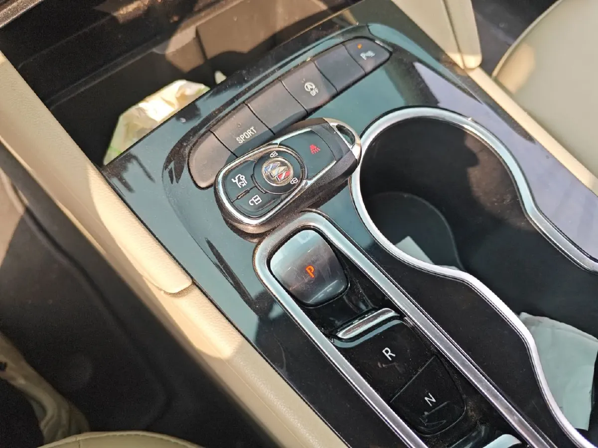 2020 Ford Transit 2.0T 202HP L4 6AT,autocango,china used car exporter,china ev exporter,chinese used car exporter,chinese used ev exporter