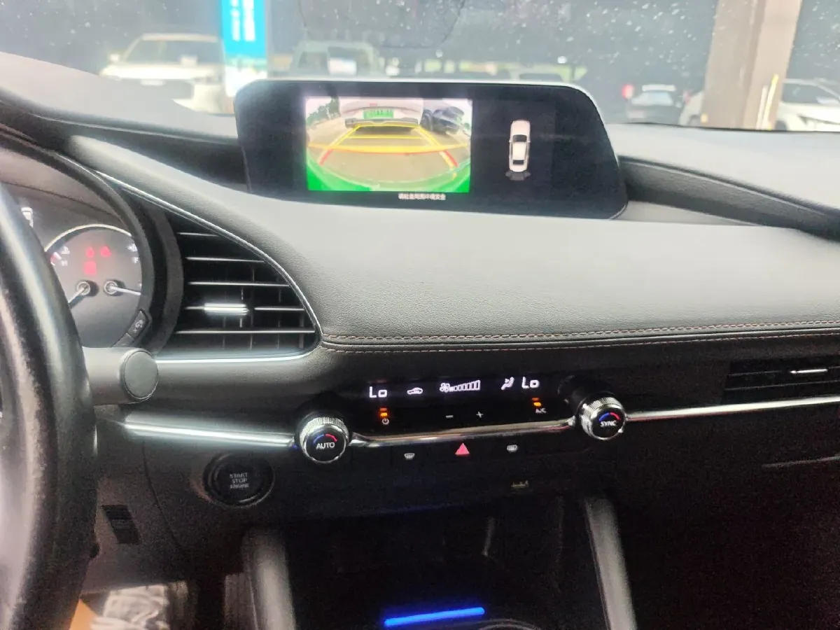 2021 Mazda 3 Axela 2.0L 158HP L4 6AT,autocango,china used car exporter,china ev exporter,chinese used car exporter,chinese used ev exporter