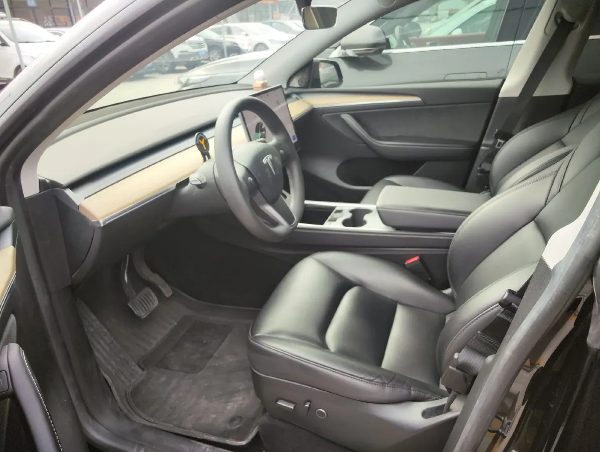 2022 Tesla Model Y BEV 60KWH,autocango,china used car exporter,china ev exporter,chinese used car exporter,chinese used ev exporter