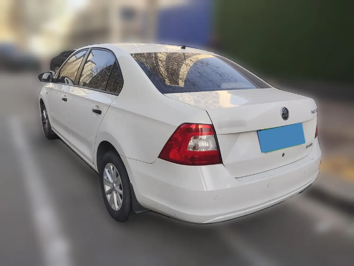 2016 Skoda Rapid 1.6L 110HP L4 5MT,autocango,china used car exporter,china ev exporter,chinese used car exporter,chinese used ev exporter