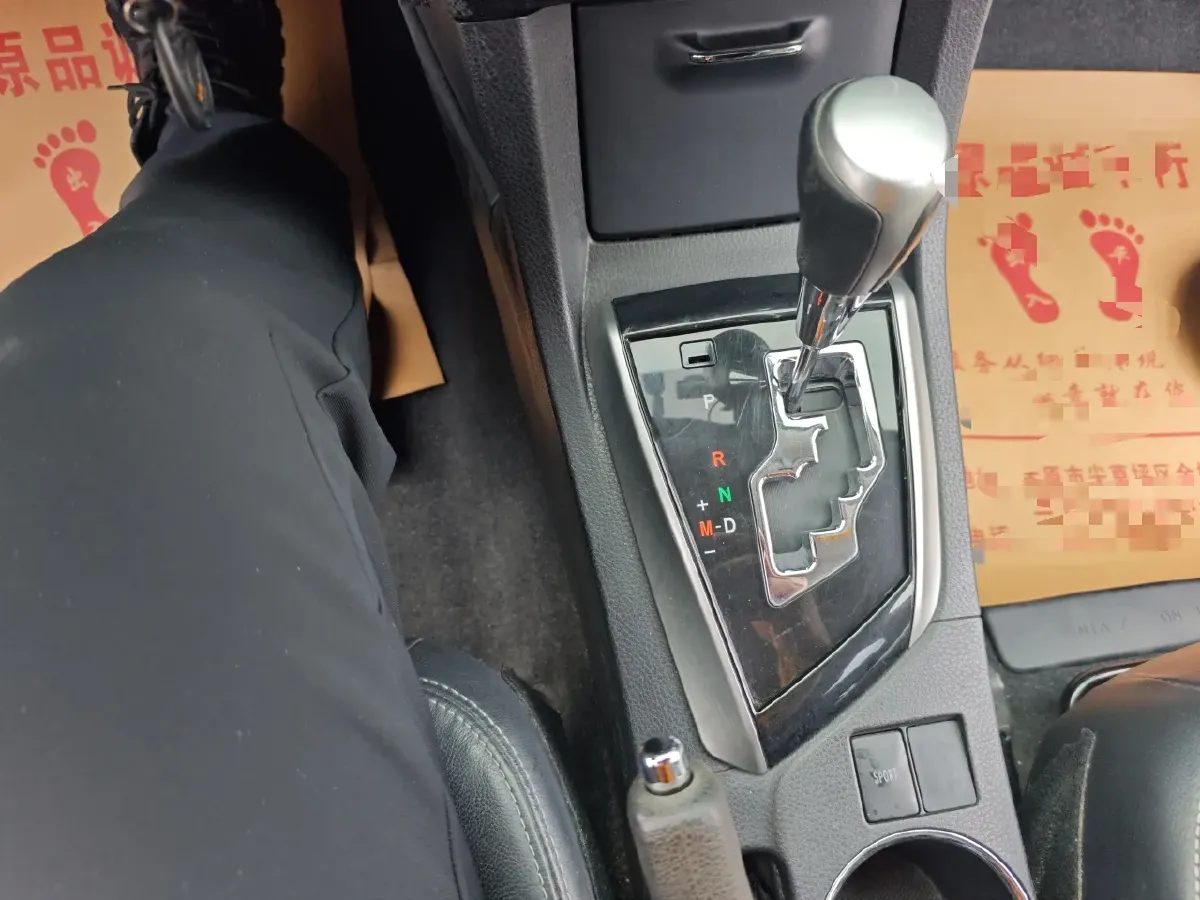 2014 Toyota Corolla 1.6L 122HP L4 CVT,autocango,china used car exporter,china ev exporter,chinese used car exporter,chinese used ev exporter