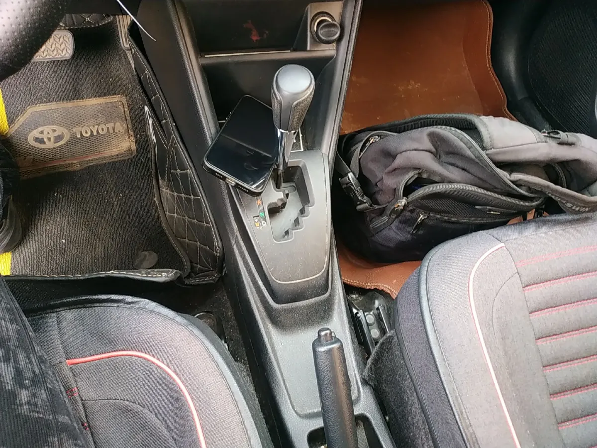 2016 Toyota Yaris L 1.5L 107HP L4 CVT,autocango,china used car exporter,china ev exporter,chinese used car exporter,chinese used ev exporter