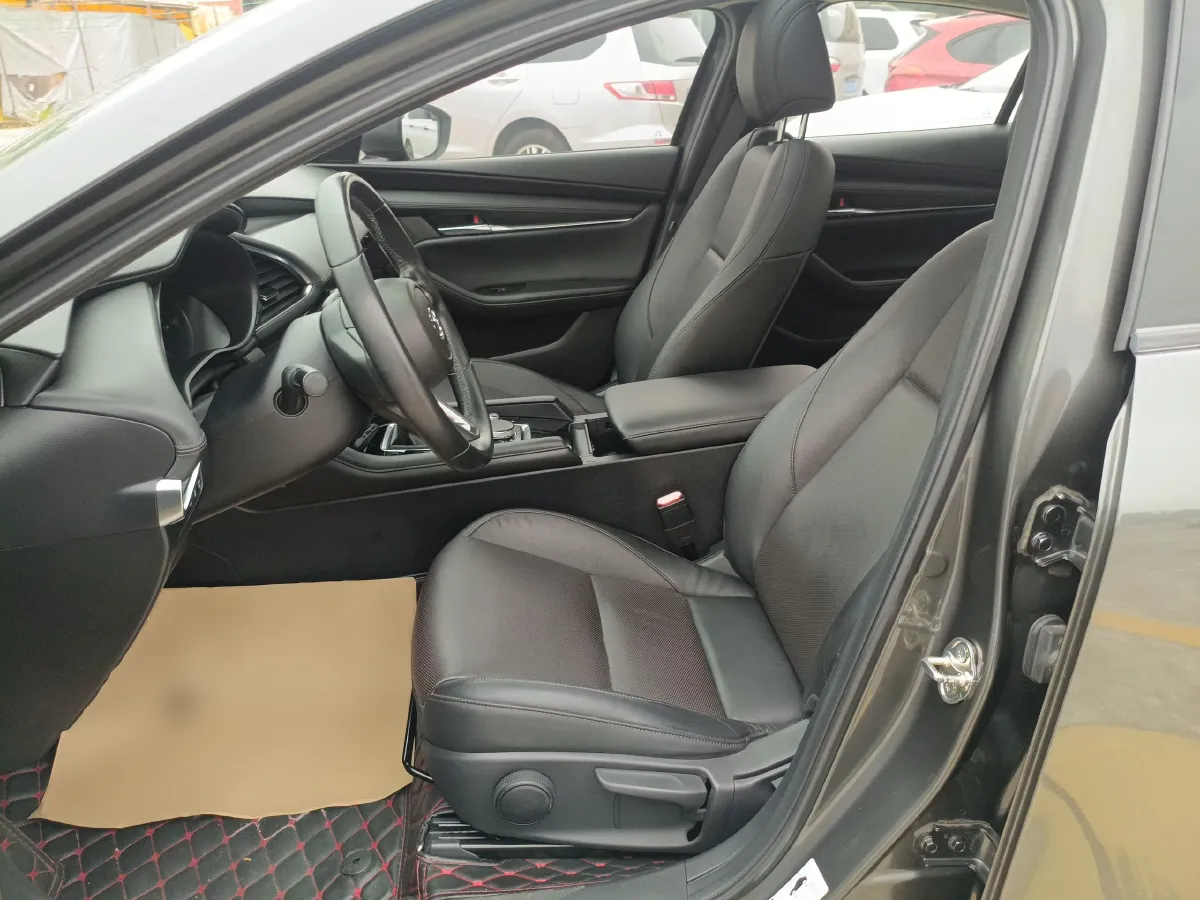 2020 Mazda 3 Axela 2.0L 158HP L4 6AT,autocango,china used car exporter,china ev exporter,chinese used car exporter,chinese used ev exporter