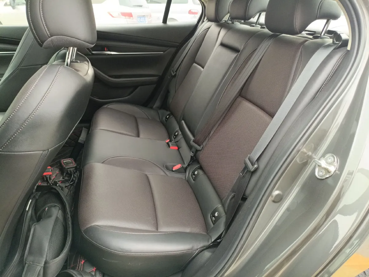 2020 Mazda 3 Axela 2.0L 158HP L4 6AT,autocango,china used car exporter,china ev exporter,chinese used car exporter,chinese used ev exporter