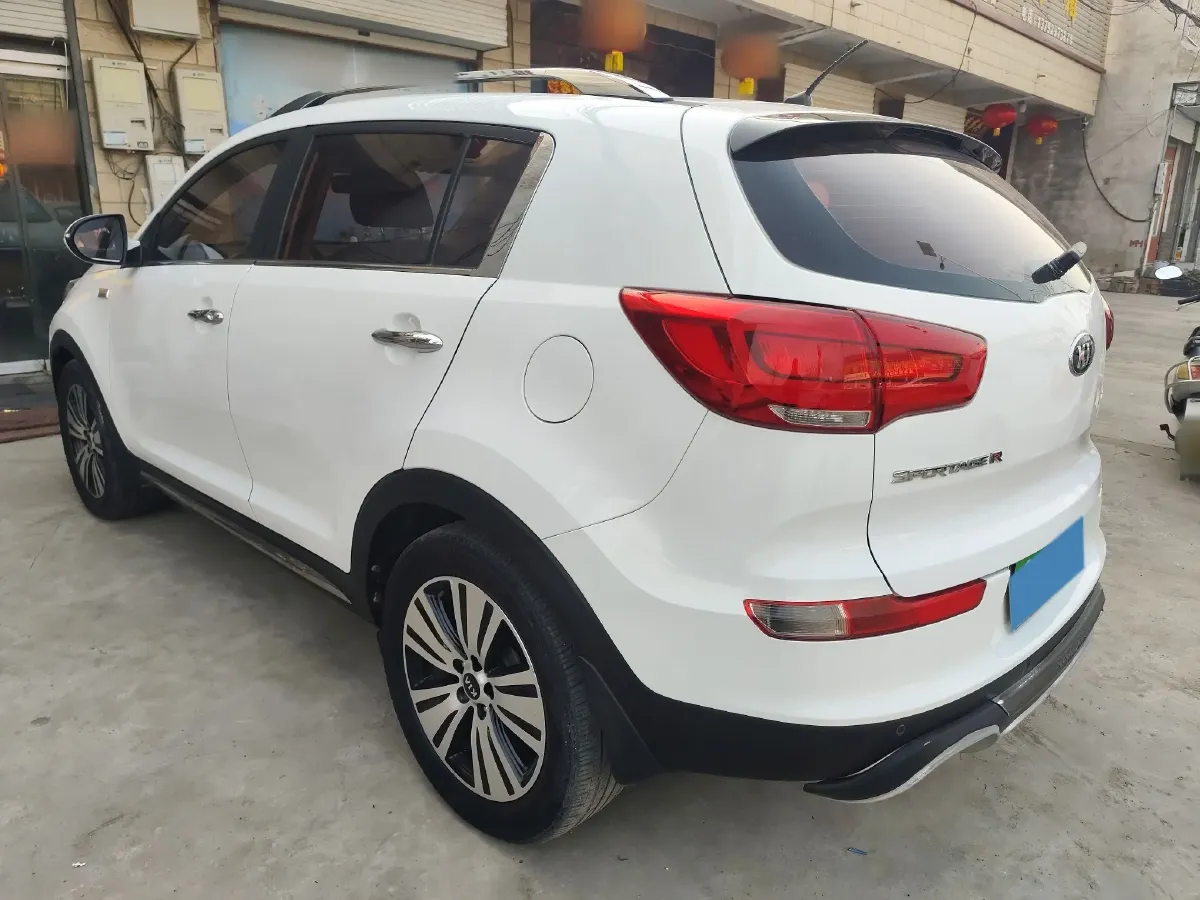 2015 Kia Sportage R 2.0L 165HP L4 6AT,autocango,china used car exporter,china ev exporter,chinese used car exporter,chinese used ev exporter