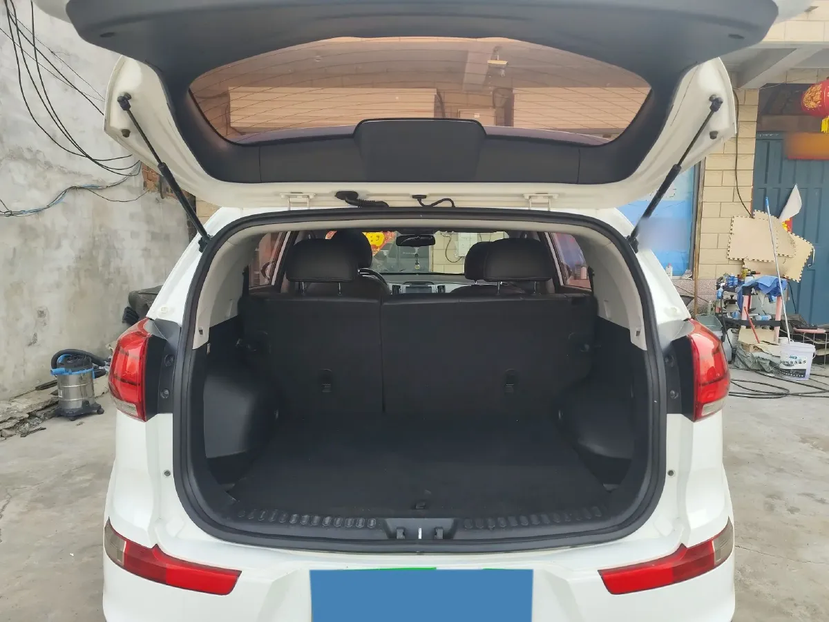 2015 Kia Sportage R 2.0L 165HP L4 6AT,autocango,china used car exporter,china ev exporter,chinese used car exporter,chinese used ev exporter