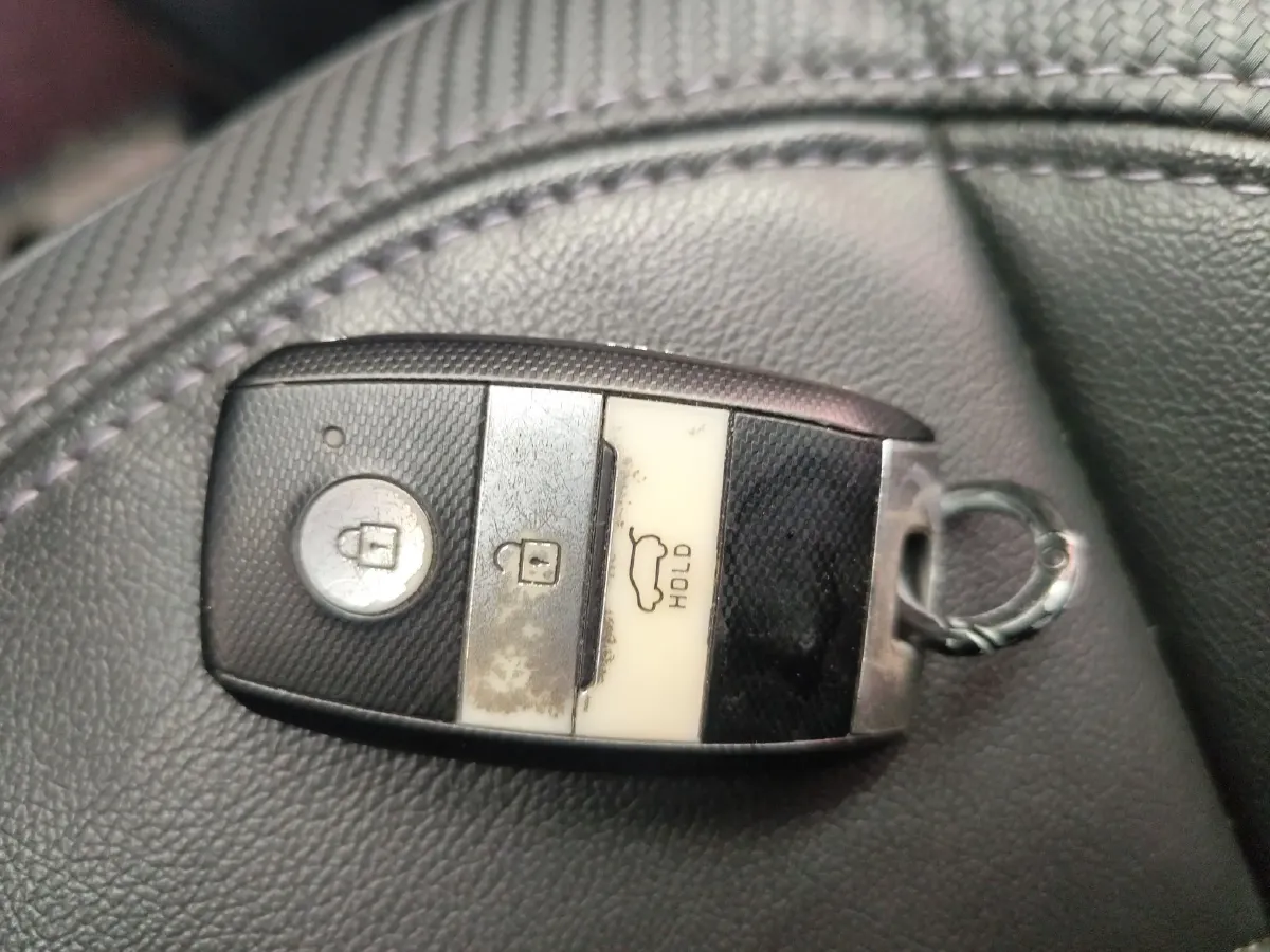 2015 Kia Sportage R 2.0L 165HP L4 6AT,autocango,china used car exporter,china ev exporter,chinese used car exporter,chinese used ev exporter