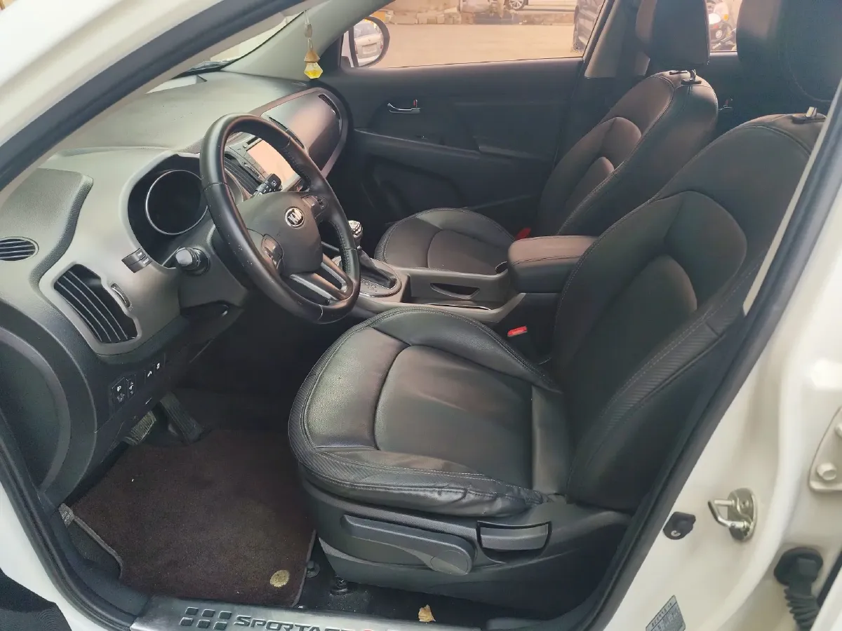 2015 Kia Sportage R 2.0L 165HP L4 6AT,autocango,china used car exporter,china ev exporter,chinese used car exporter,chinese used ev exporter